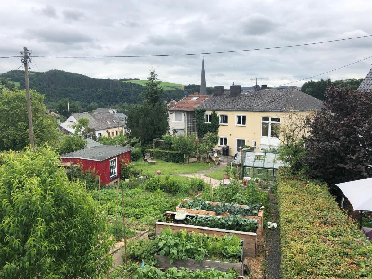 Ferienwohnung Eifelmittendrin Waxweiler Exteriör bild